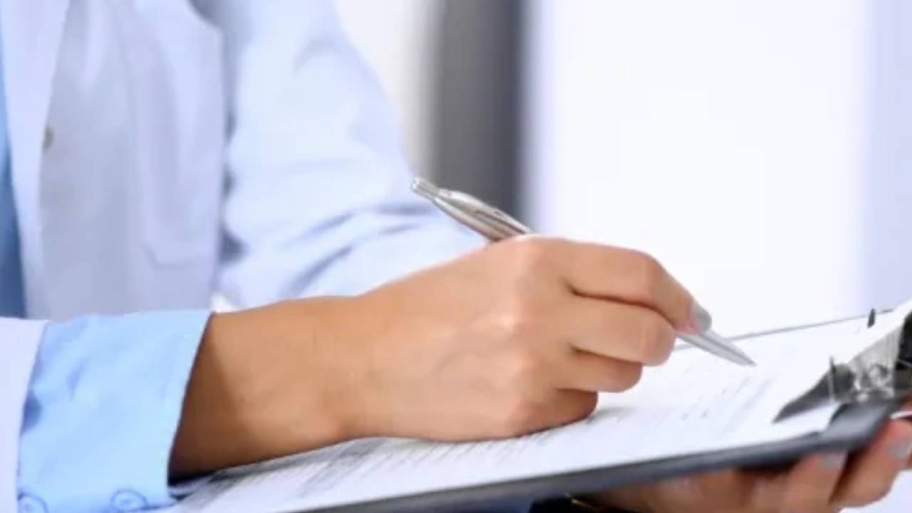 mevsim gecislerinde hastaneye basvuran bircok kisinin testi pozitif cikti covid 19 alarmi caliyor ZdvfFKQP