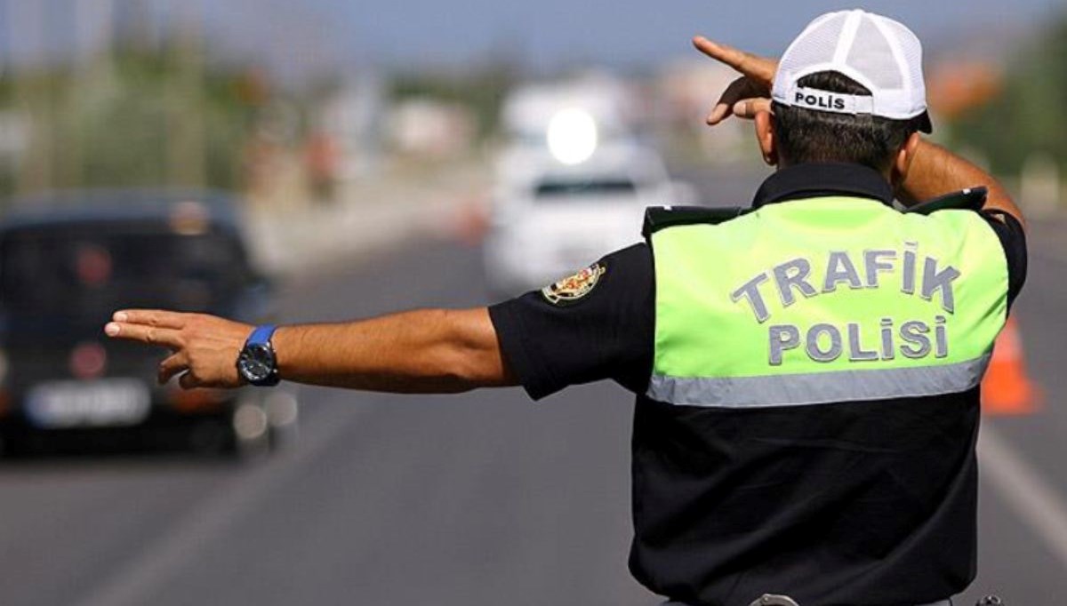 bursada alkollu surucu ters yone girdi 8InFEkKq.jpg