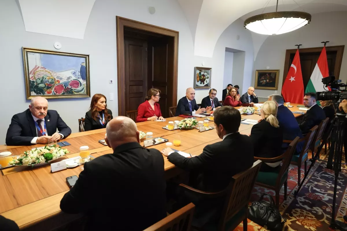 kurtulmus orban ile gorustu uBs5aCWd