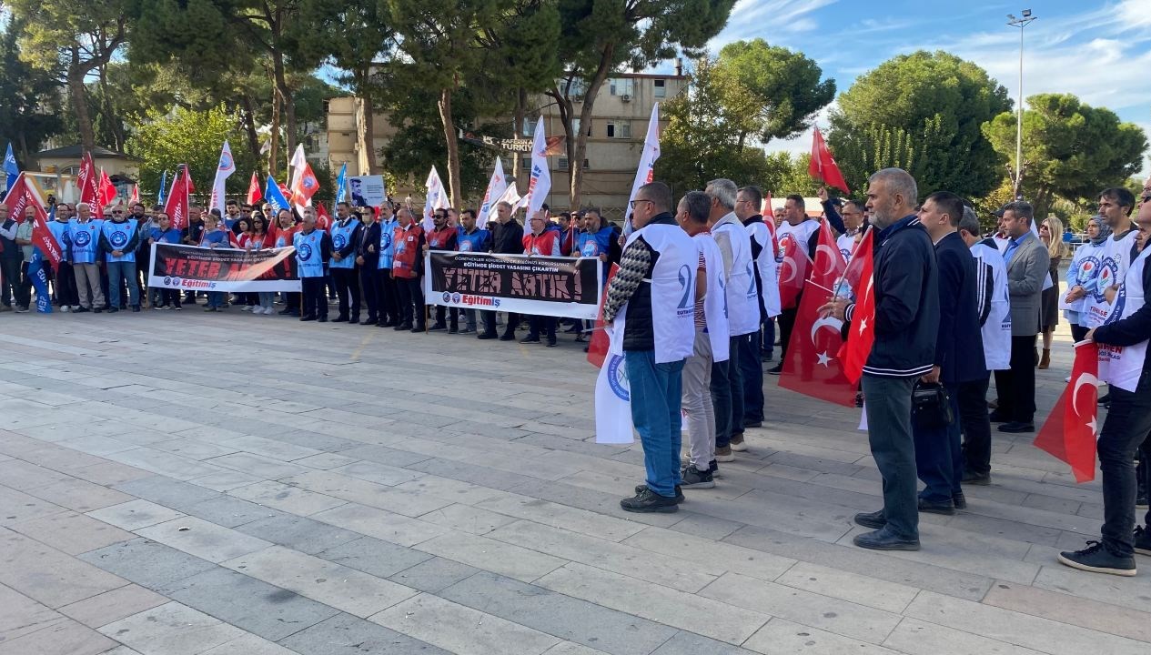 manisada okul muduru ve ogretmene saldiri 6W6xHdDH.jpg