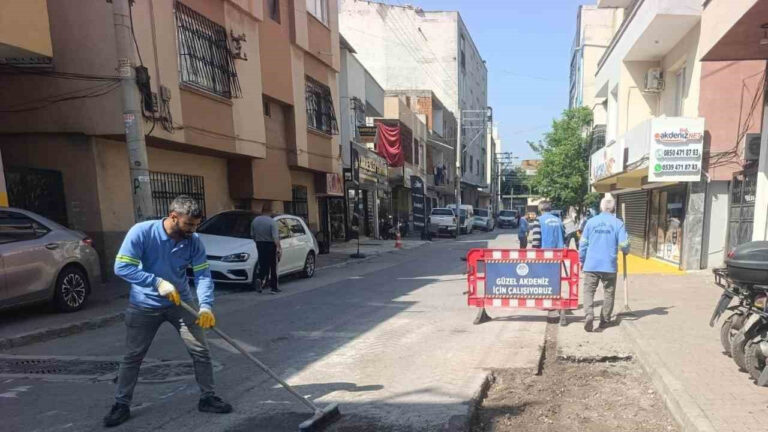 akdenizde-yol-ve-kaldirimlar-yenileniyor-ZlyRO4LP